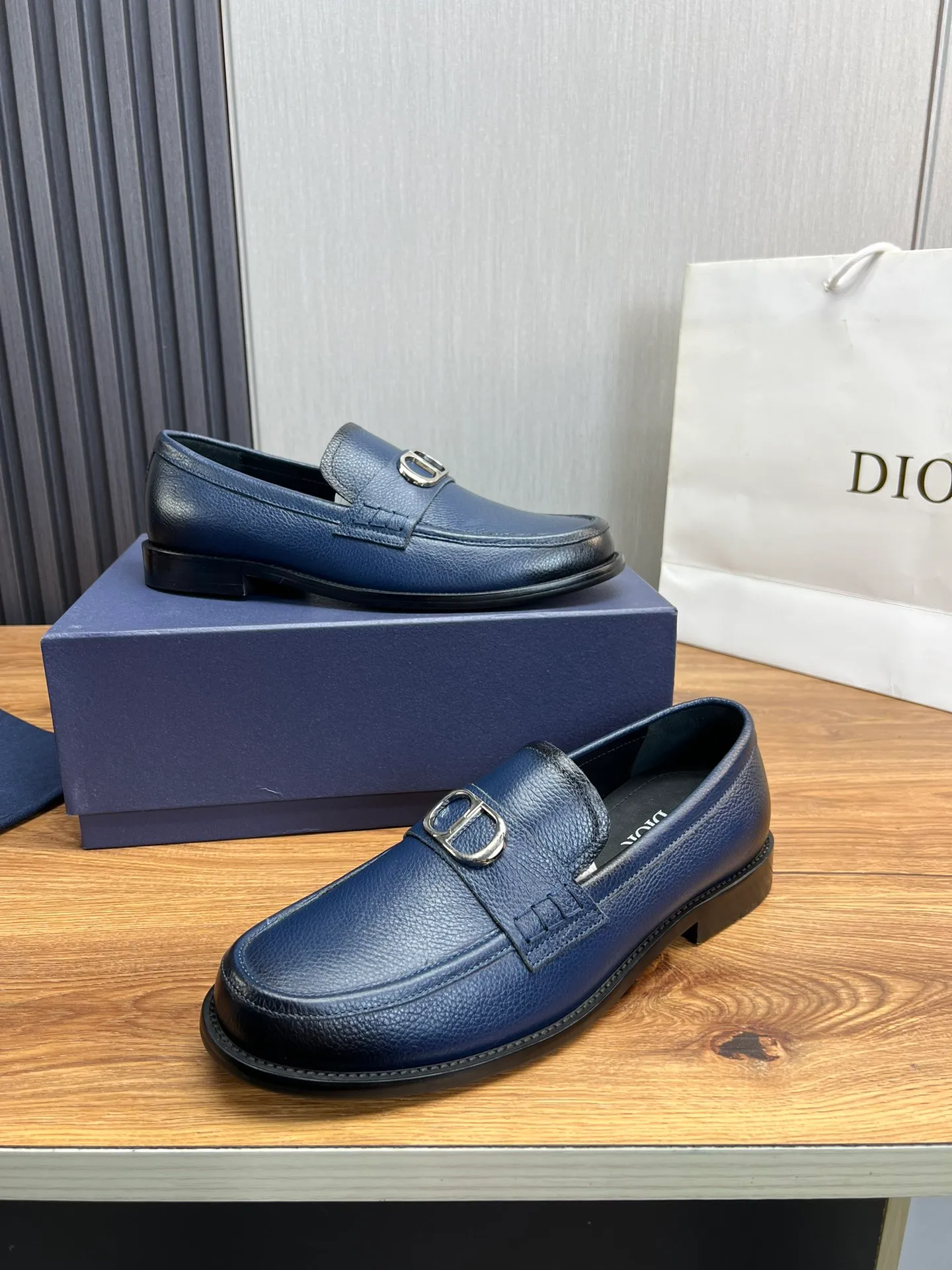 Men's men's shoes💰560💰 Dior men's business casual leather shoes👞all use imported original brand leather, just to create a more comfortable wearing experience, upper: original cowhide➕imported sheepskin lining, original non-slip and wear-resistant rubber outsole✔️36-45 (38.45 non-returnable)